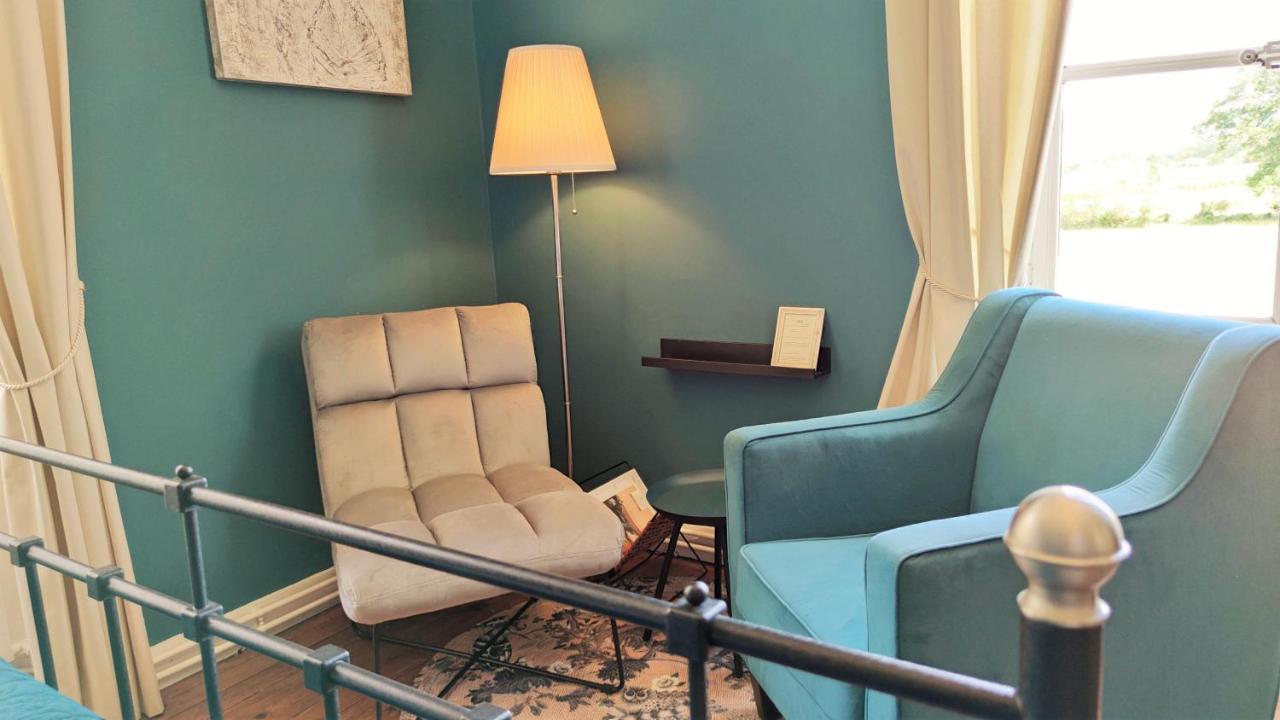 Chateau La Mothaye - Self Catering Apartments With Pool In The Loire Valley Les Bois-d'Anjou 외부 사진