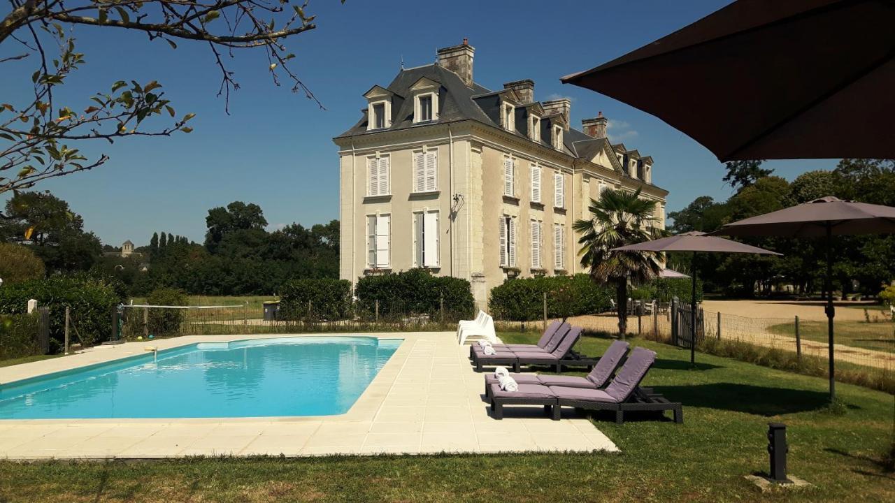 Chateau La Mothaye - Self Catering Apartments With Pool In The Loire Valley Les Bois-d'Anjou 외부 사진